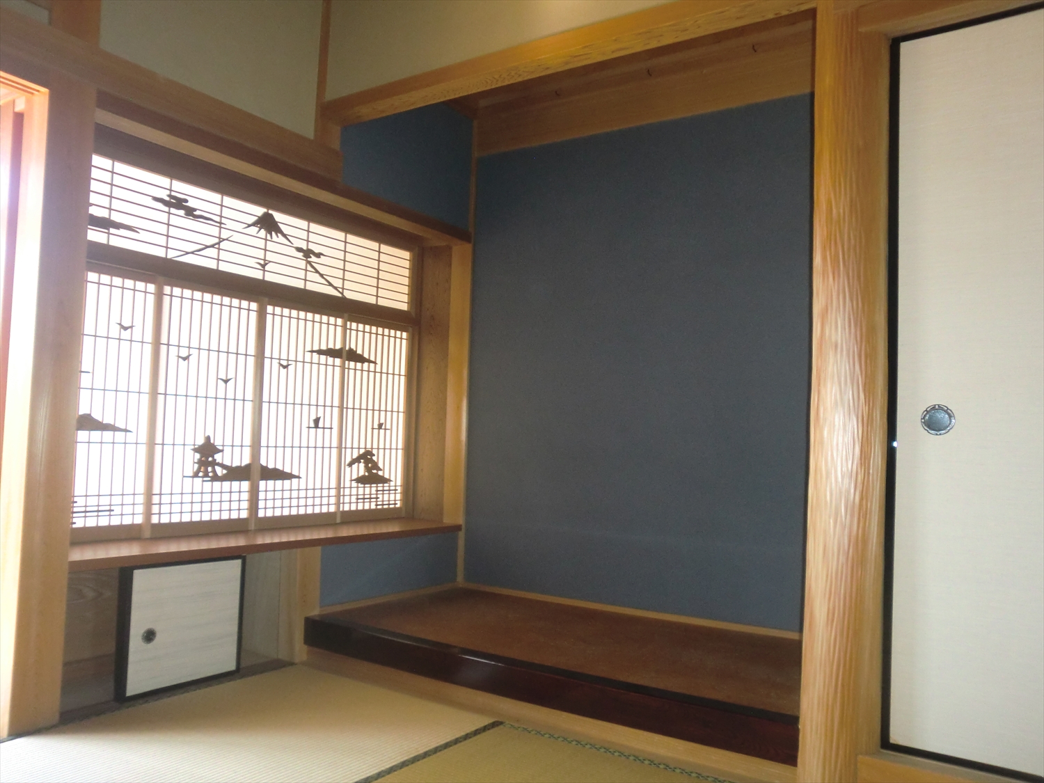 トップアバウト画像03